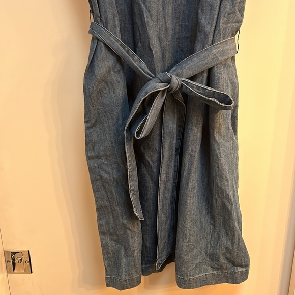 NWOT Draper James belted sleeveless chambray ruffle shift dress - Picture 3 of 7